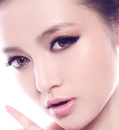 埋线双眼皮术后不满意