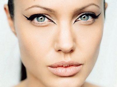 开内眼角还是外眼角好