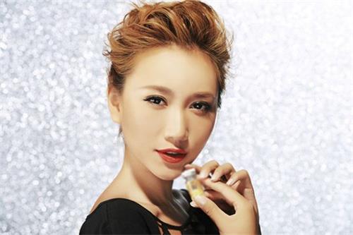 半永久雾眉后可保持两到三年吗