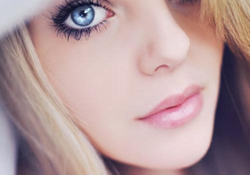 开眼角后疤痕增生