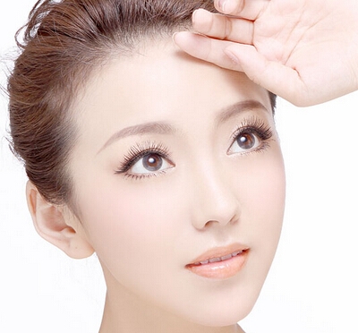 韩式三点定位双眼皮