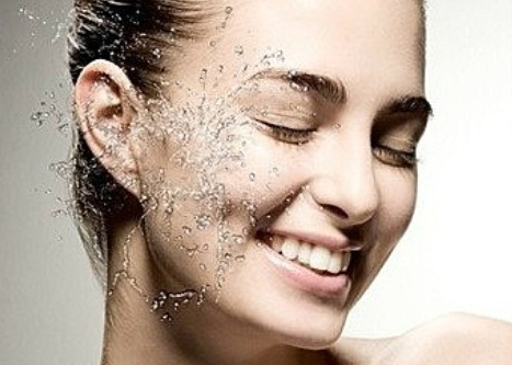 去眼袋手术要多少钱