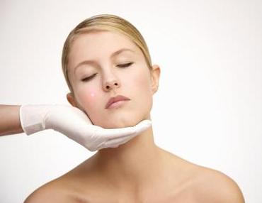 专家讲述：韩式小切口除皱的优势及适应人群