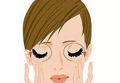 哪个眼霜去眼袋好用？仔细瞧瞧吧！