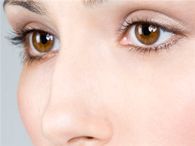 哪些问题影响开眼角的恢复