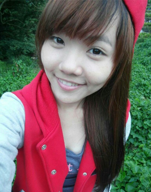 95后萌妹纸:终于等到你我的埋线双眼皮!